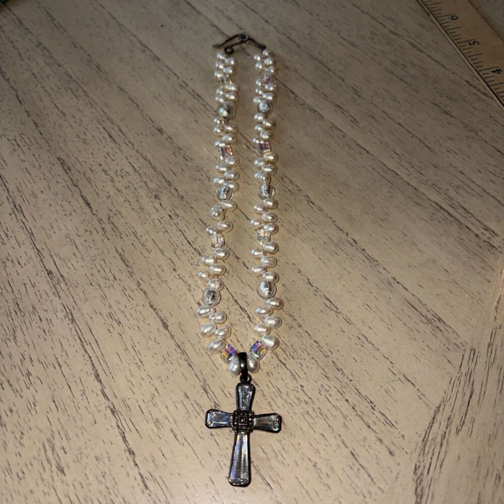 925 Sterling Silver Cross Pendant W/Pearl & glass beads Chain Necklace 16”